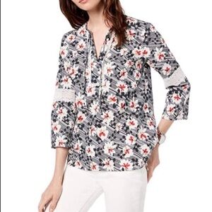 Tommy Hilfiger Women's Boho Floral Blouse Size Large